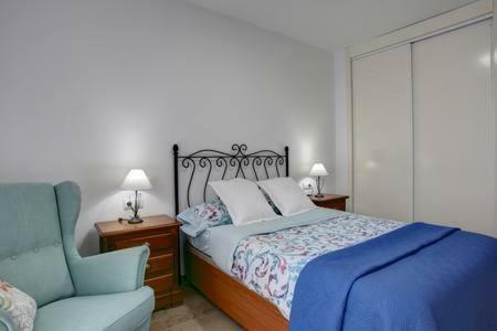 Vista Al Faro Apartment Estepona Exterior photo